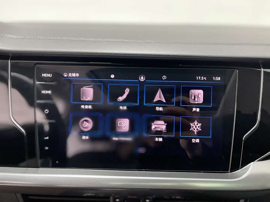 Volkswagen Passat 2022 car image #19