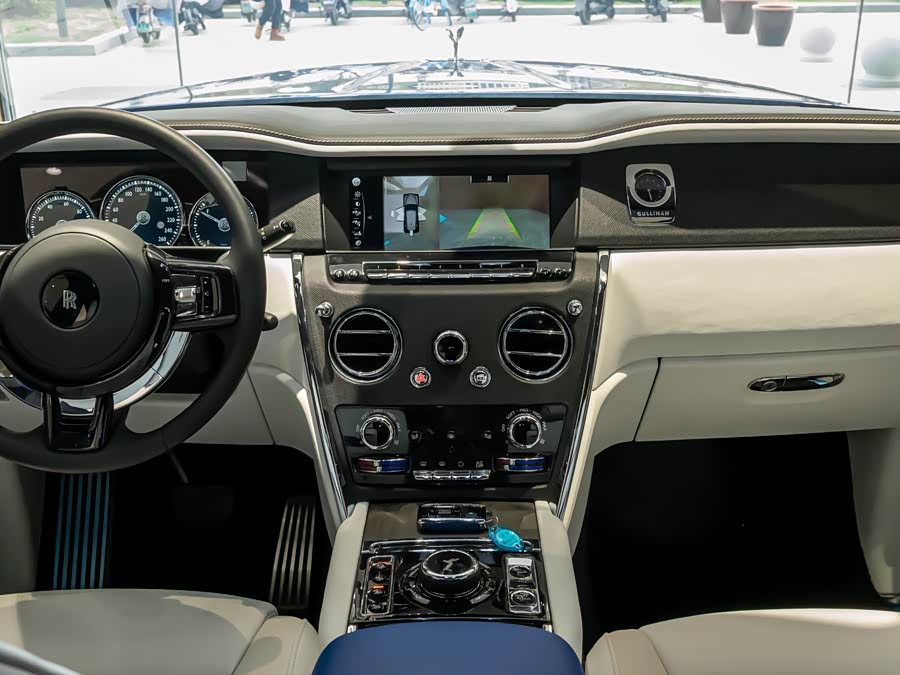 Rolls-Royce Cullinan 2020 car image #19