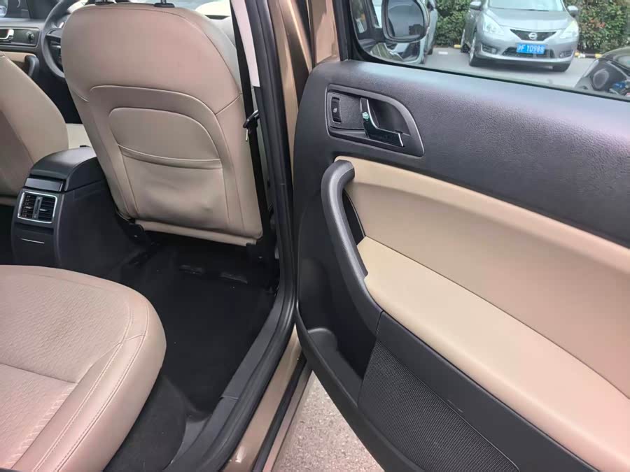 Skoda Yeti 2016 car image #19