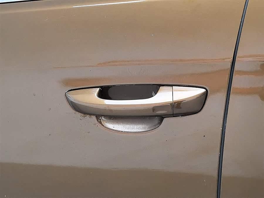 Volkswagen Cross Lavida 2014 immagine di auto #19