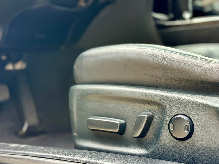 丰田 皇冠 2017 汽车图片 #19