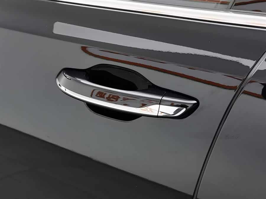 HongQi H5 PHEV 2025 #19 HongQi H5 PHEV 2025 car image #19