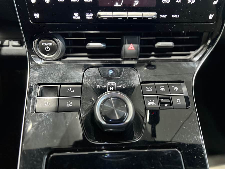 Toyota bZ4X 2022 immagine di auto #19