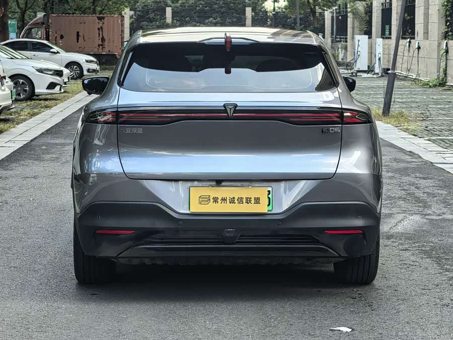 Deepal S05 2025 car image #19