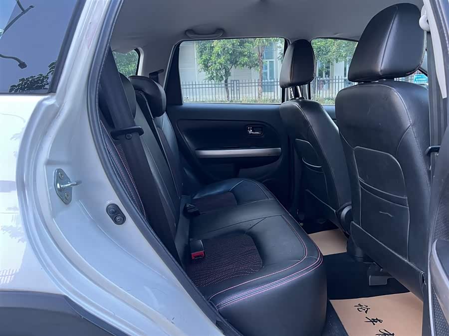 Great Wall M4 2013 car image #19