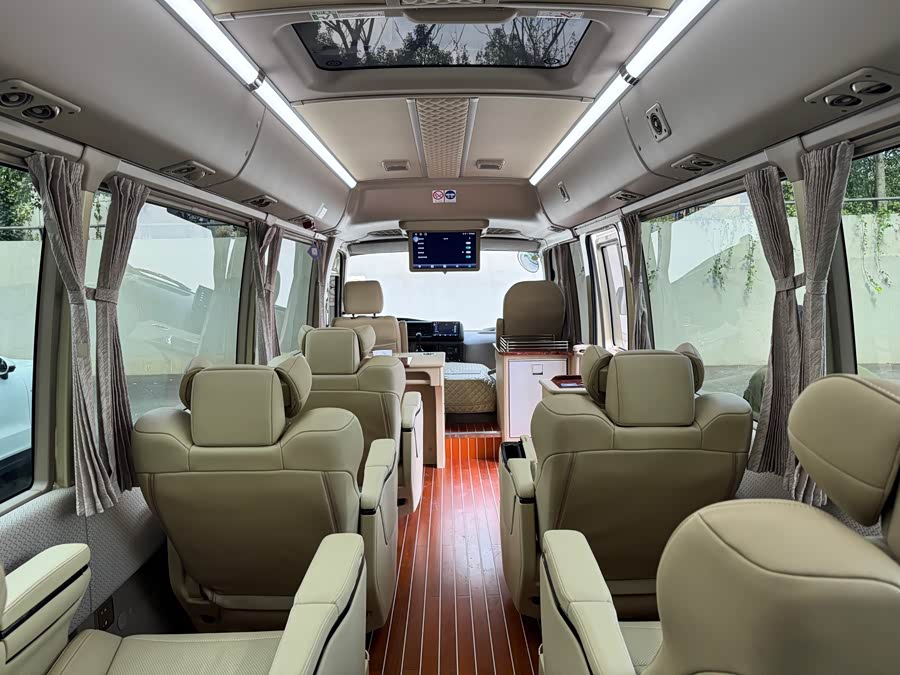 Toyota Coaster 2023 car image #19