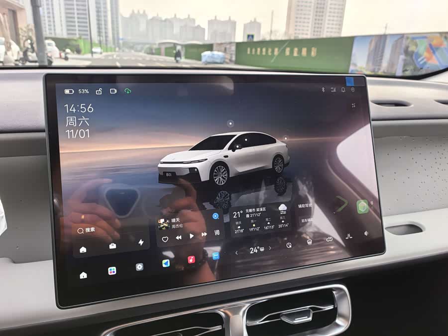 零跑汽车 零跑B01 汽车图片 #19