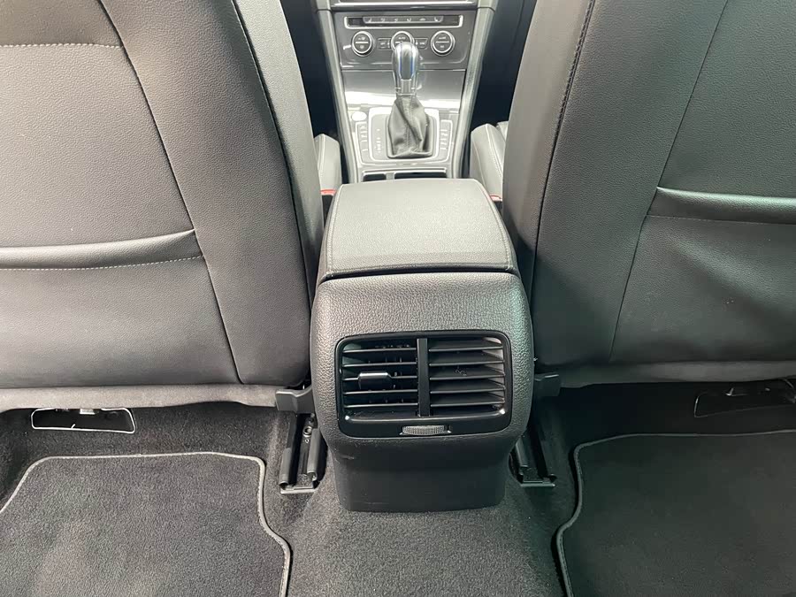 Volkswagen Golf New Energy (Imported) 2020 #19 Volkswagen Golf New Energy (Imported) 2020 immagine di auto #19