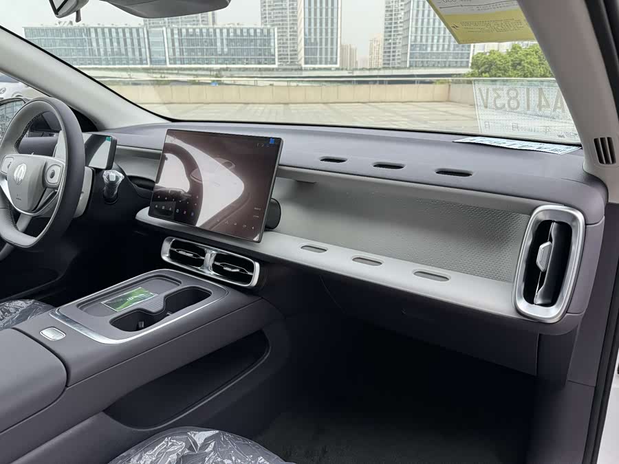 零跑汽车 零跑B01 汽车图片 #19