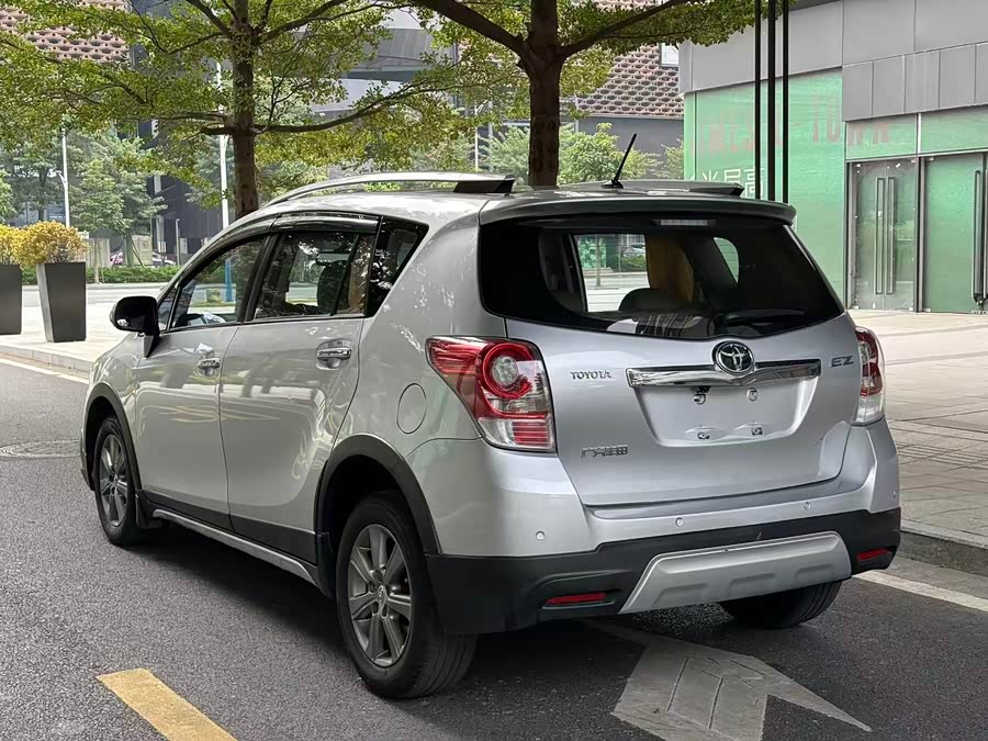 Toyota Reiz 2016 #19 Toyota Reiz 2016 immagine di auto #19