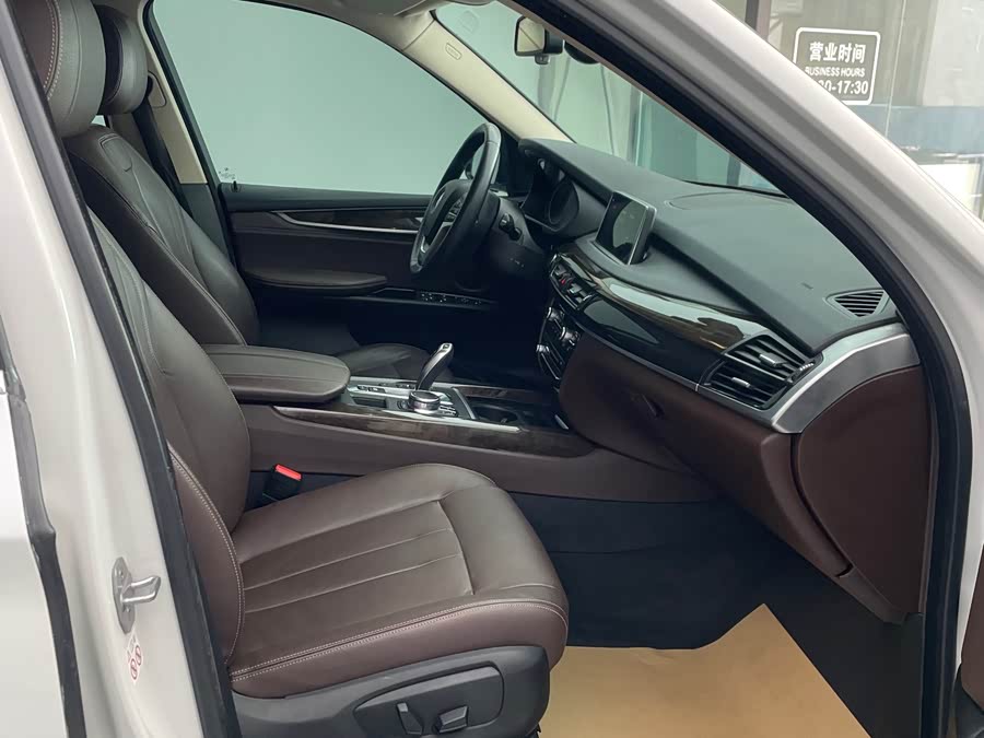 BMW X5 (Imported) 2018 immagine di auto #19