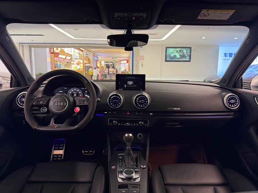 Audi RS 3 2018 car image #19