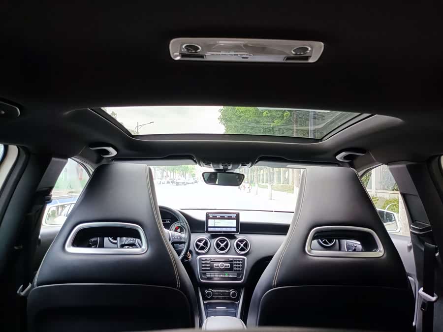 Mercedes-Benz A Class (Imported) 2014 #19 Mercedes-Benz A Class (Imported) 2014 car image #19