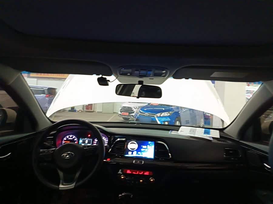 起亚 起亚K4 2015 汽车图片 #19