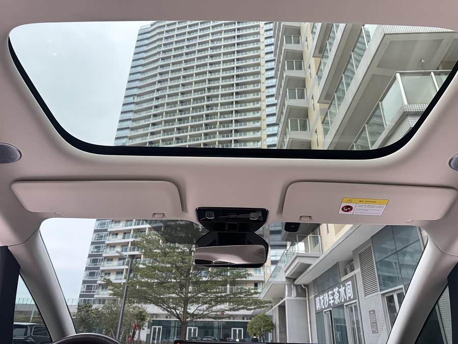 理想汽车 理想MEGA 2024 汽车图片 #19