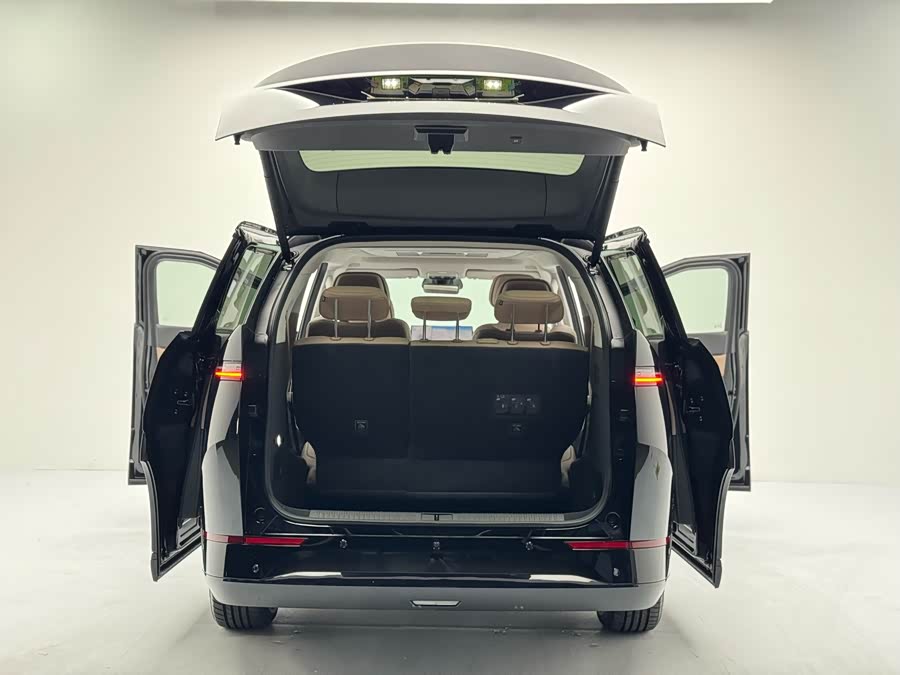 Xpeng X9 2025 imagem de carro #19