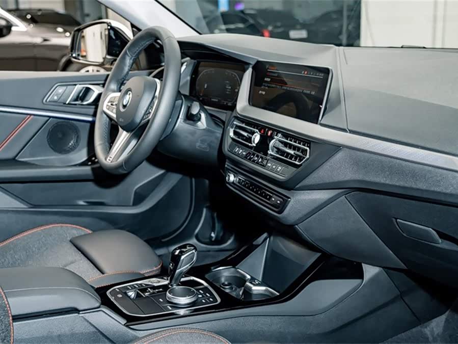 BMW 2 Series (Imported) 2024 #19 BMW 2 Series (Imported) 2024 car image #19