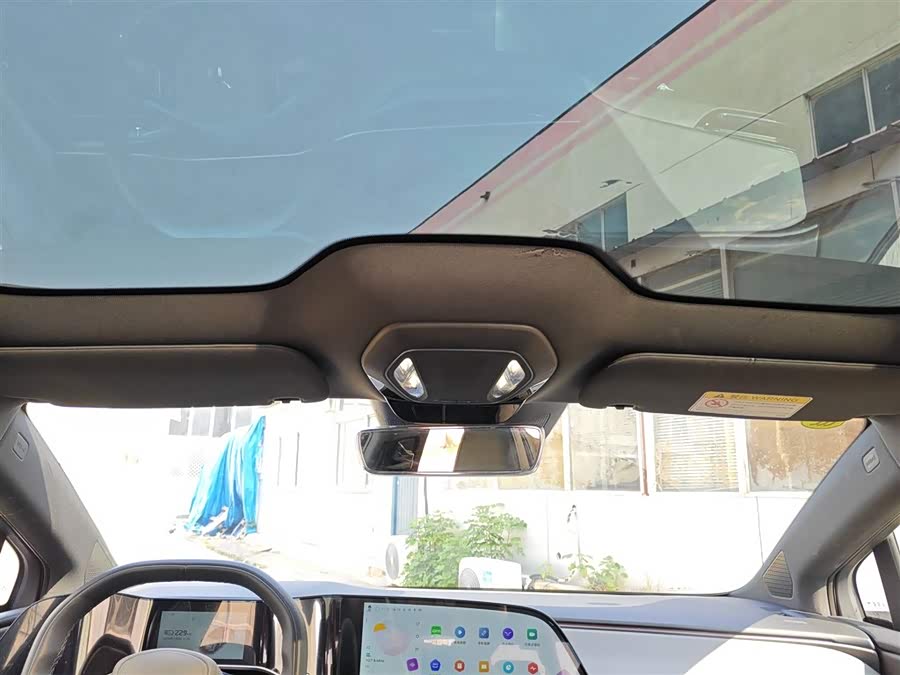 HongQi EH7 2024 #19 HongQi EH7 2024 car image #19