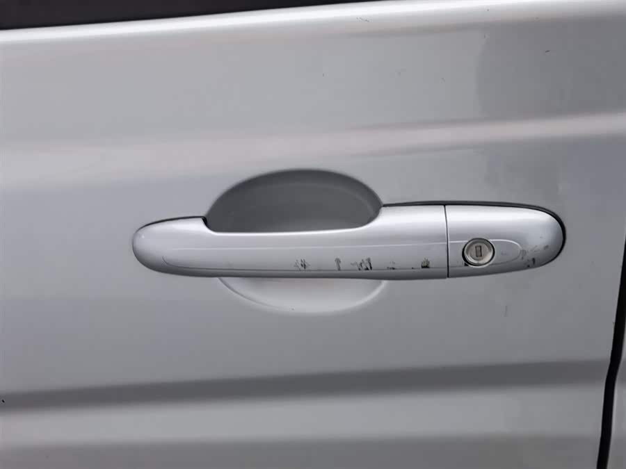 奔驰 唯雅诺 2013 汽车图片 #19