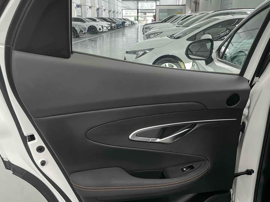 长安 长安UNI-T 2022 汽车图片 #19