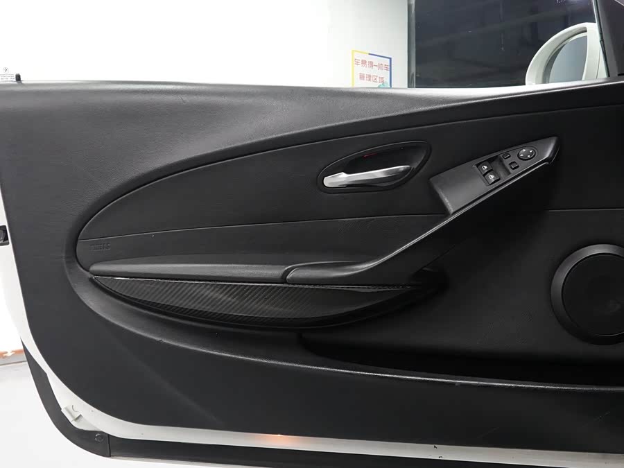 BMW M6 2008 car image #19