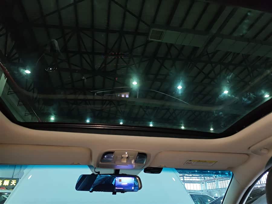 起亚 起亚K5新能源 2019 汽车图片 #19