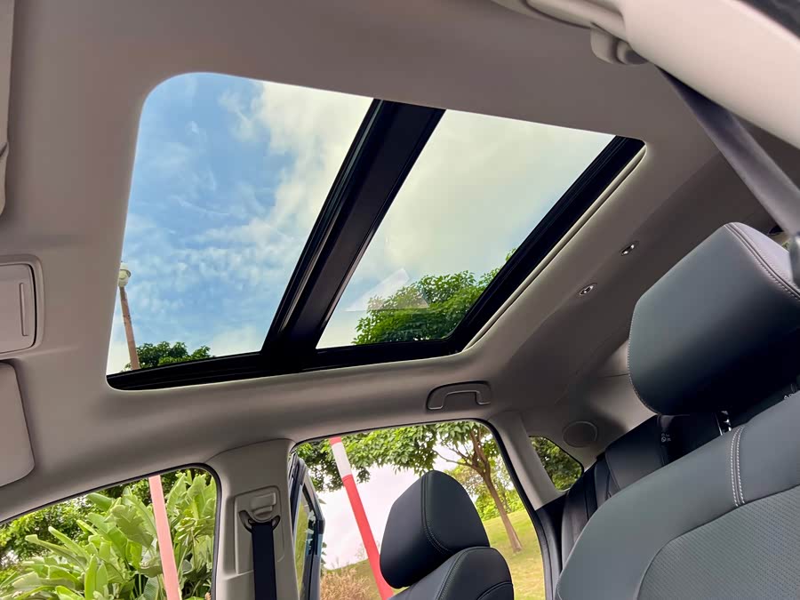 Honda ZR-V 2023 car image #19