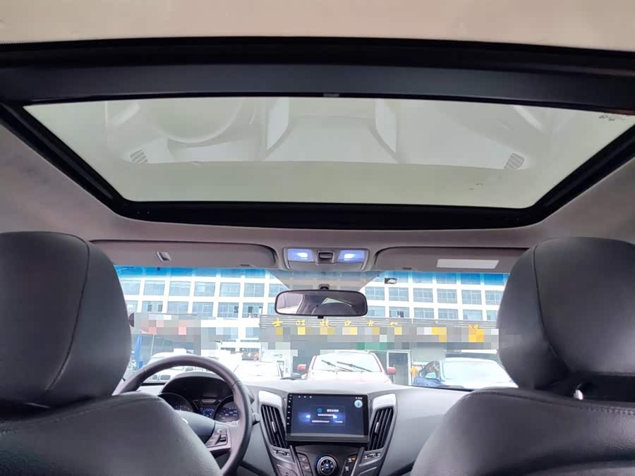 Hyundai Veloster 2014 #19 Hyundai Veloster 2014 car image #19