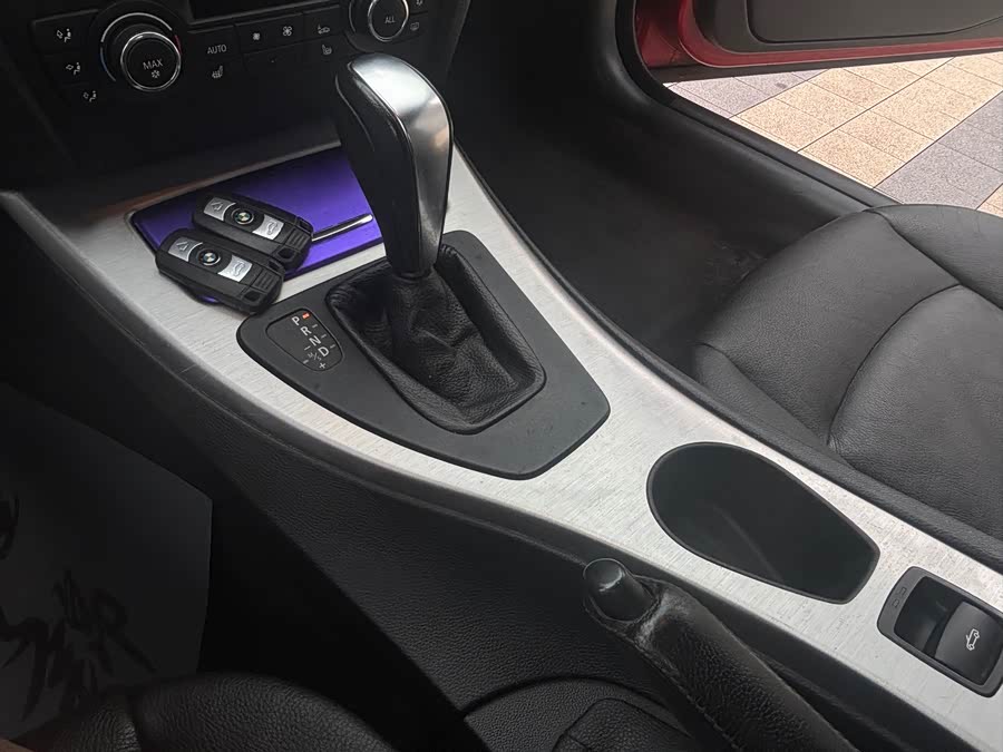 BMW 3 Series (Imported) 2011 car image #19