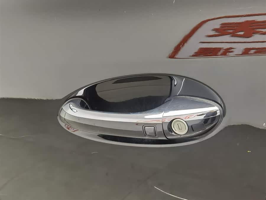 Mercedes-Benz GL Class 2012 car image #19