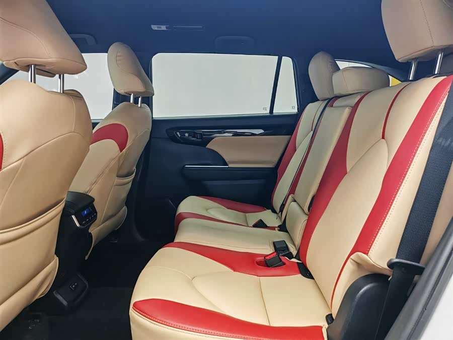 Toyota Crown Kluger 2023 car image #19