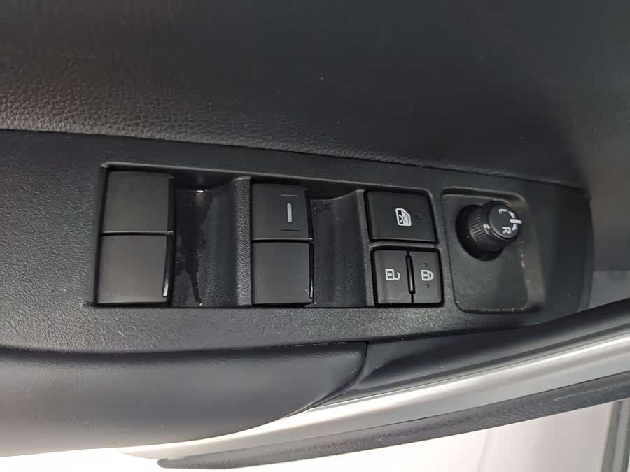 Toyota Frontlander 2024 #19 Toyota Frontlander 2024 imagen de coche #19