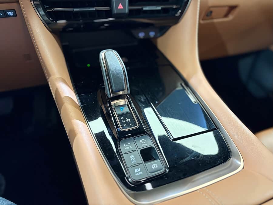 丰田 威尔法 2023 汽车图片 #19