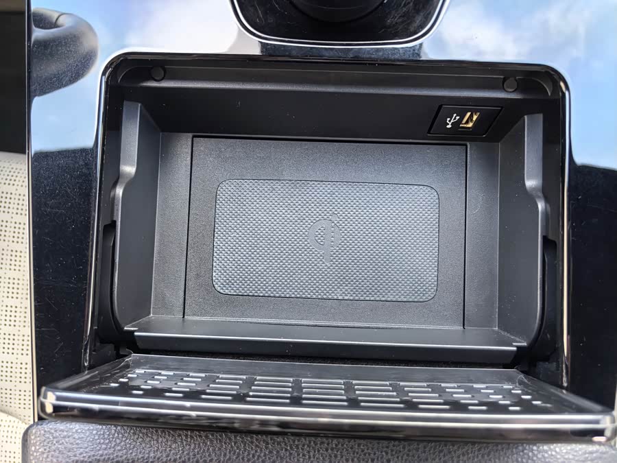 Toyota bZ4X 2022 immagine di auto #19