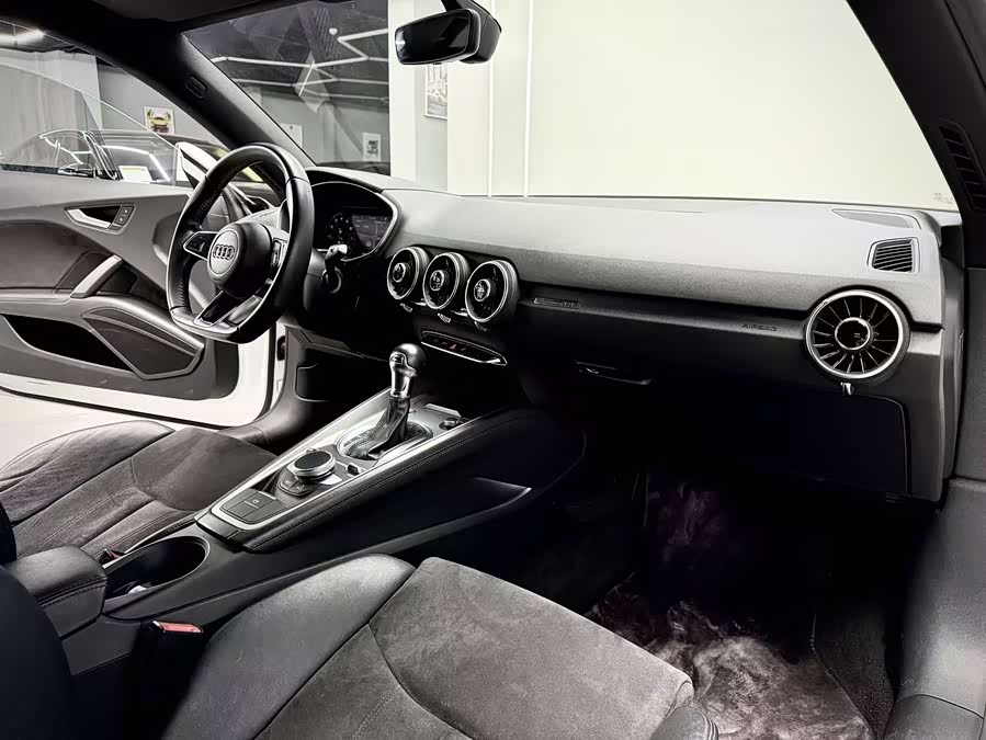 Audi TT 2015 #19 Audi TT 2015 car image #19