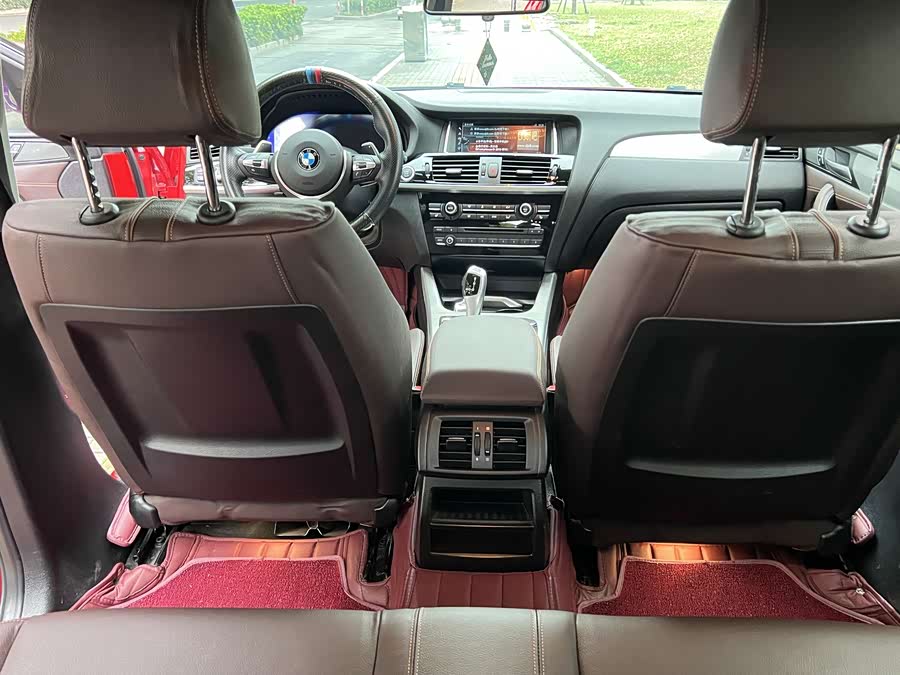 BMW X4 2017 car image #19