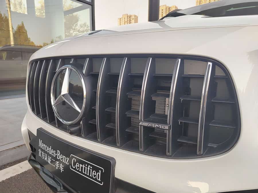 Mercedes-Benz GLB AMG 2025 imagen de coche #19