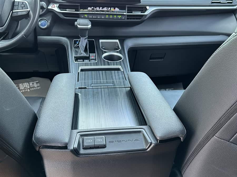 丰田 赛那SIENNA 2022 汽车图片 #19