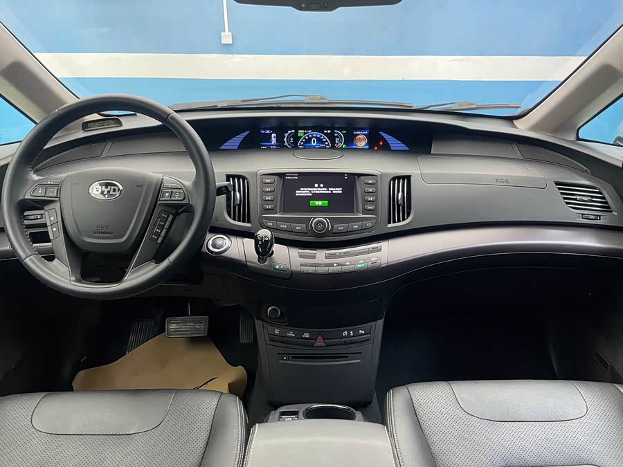 BYD e6 2016 #19 BYD e6 2016 car image #19