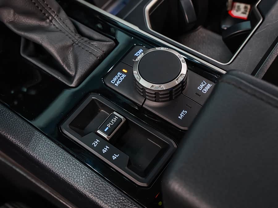 Toyota Tundra 2024 immagine di auto #19