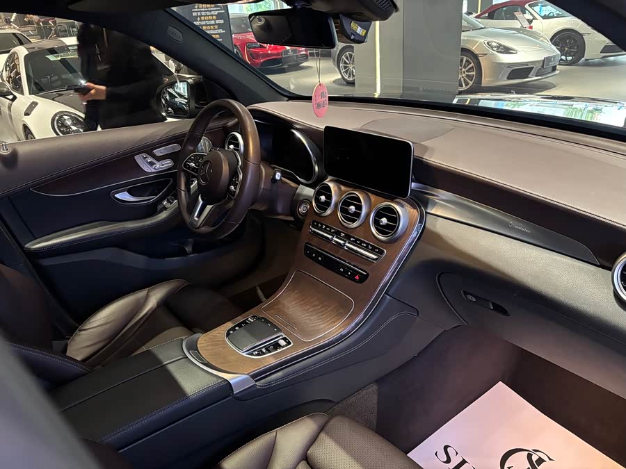 Mercedes-Benz GLC Class 2021 immagine di auto #19