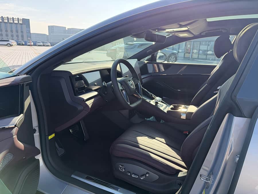 Denza Z9GT 2025 immagine di auto #19