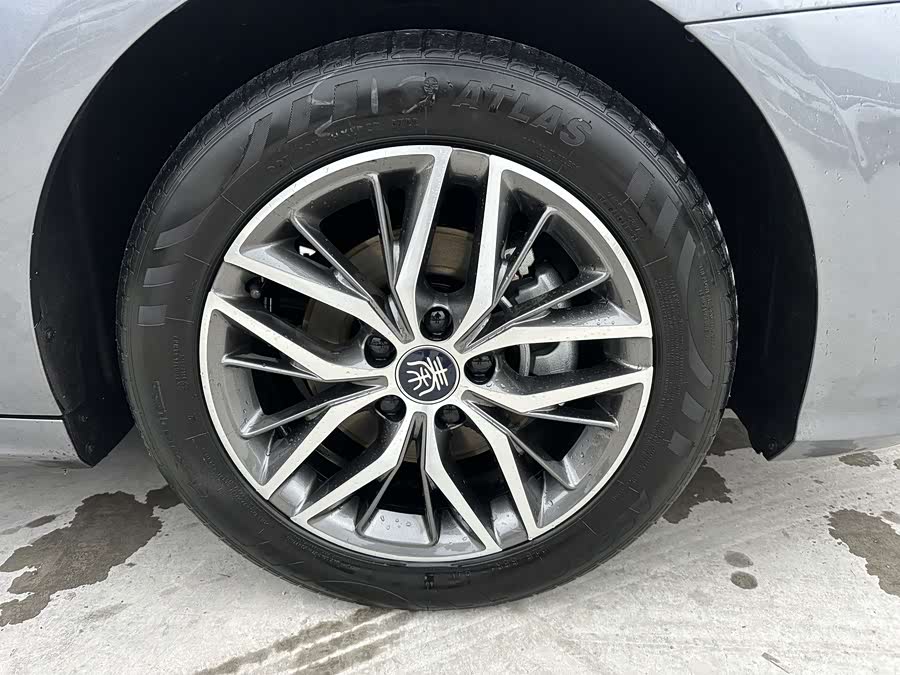 BYD 2022 car image #19