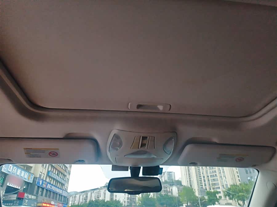 GAC Trumpchi GS5 Super 2015 car image #19