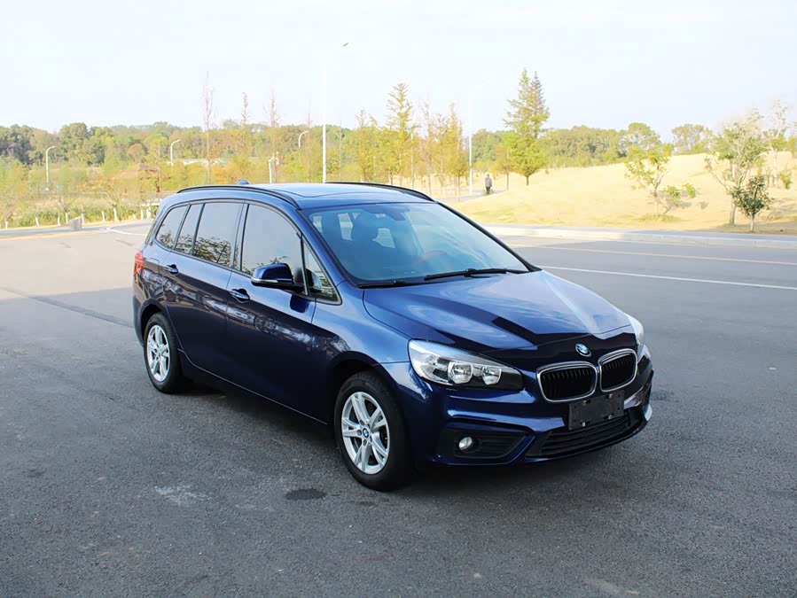 BMW 2 Series Gran Tourer 2017 صورة سيارة #19