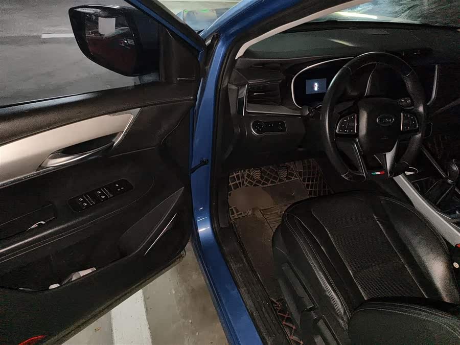 SWM斯威汽车 SWM斯威G01 2018 汽车图片 #19