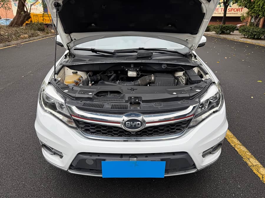 BYD S7 2018 #19 BYD S7 2018 car image #19