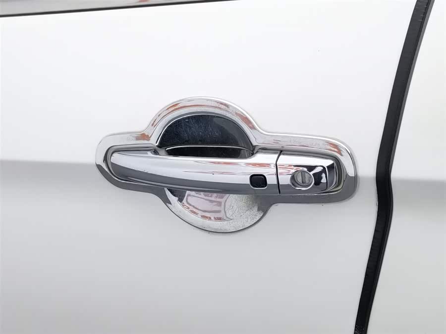 Suzuki Ciaz 2015 изображение автомобиля #19