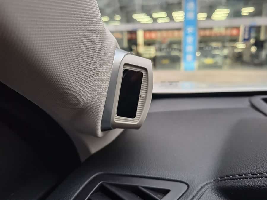 Haval Jolion 2021 صورة سيارة #19