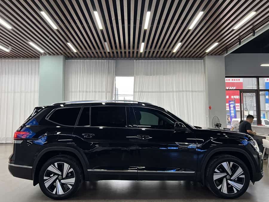 Volkswagen Teramont 2024 car image #19